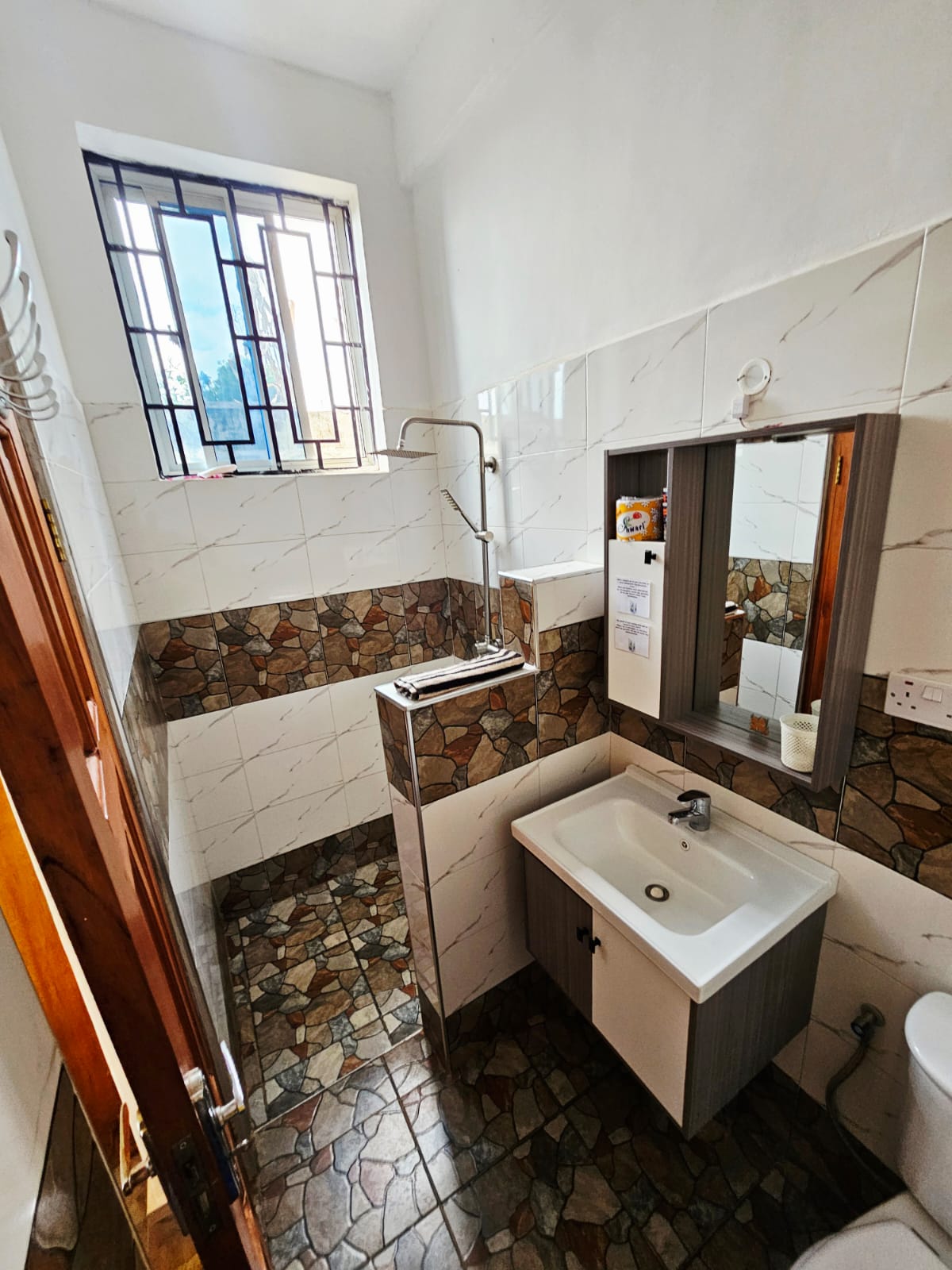 Salle de bain de la chambre Twiga